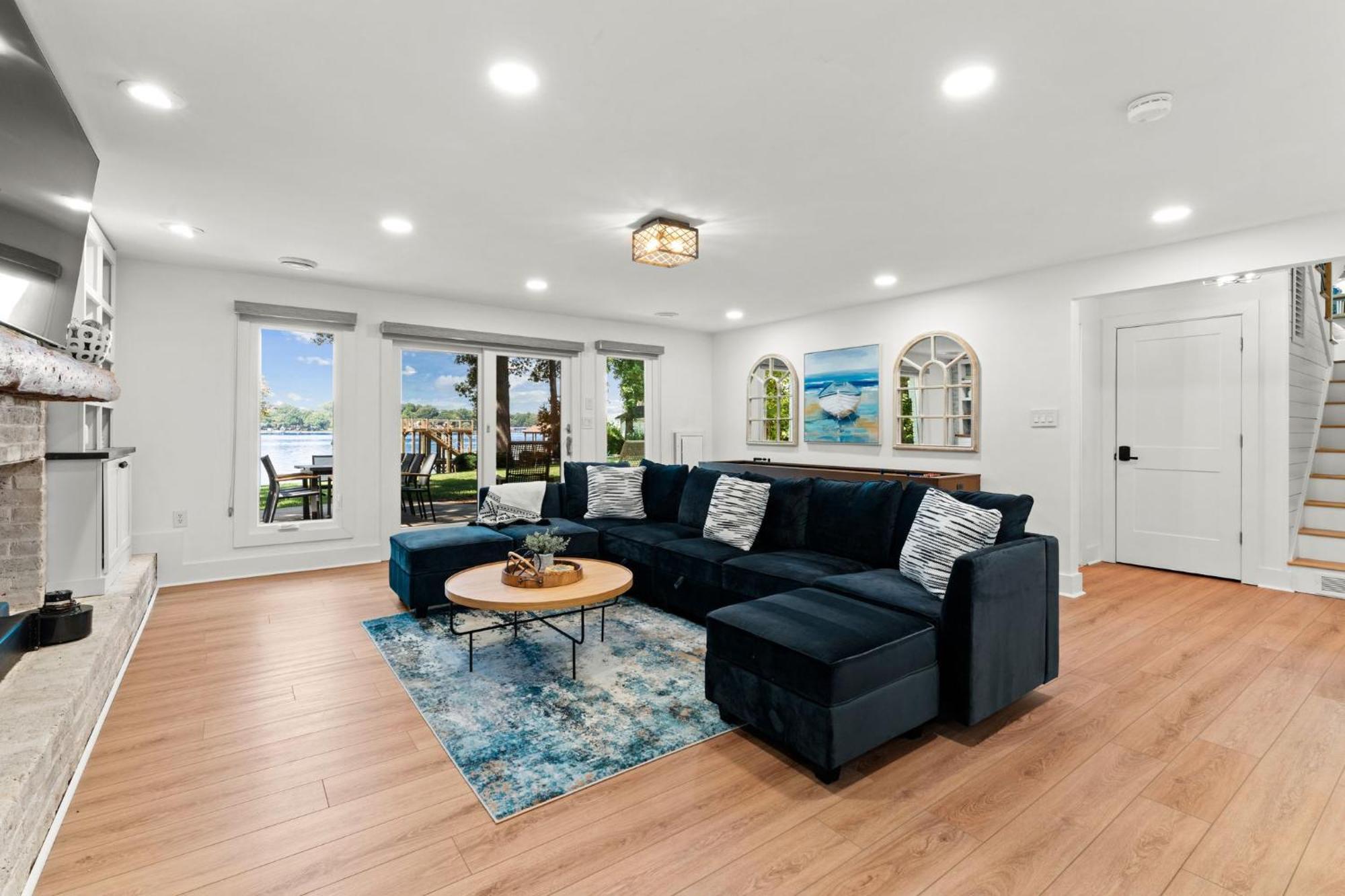 Lakefront Living موورسفيل المظهر الخارجي الصورة