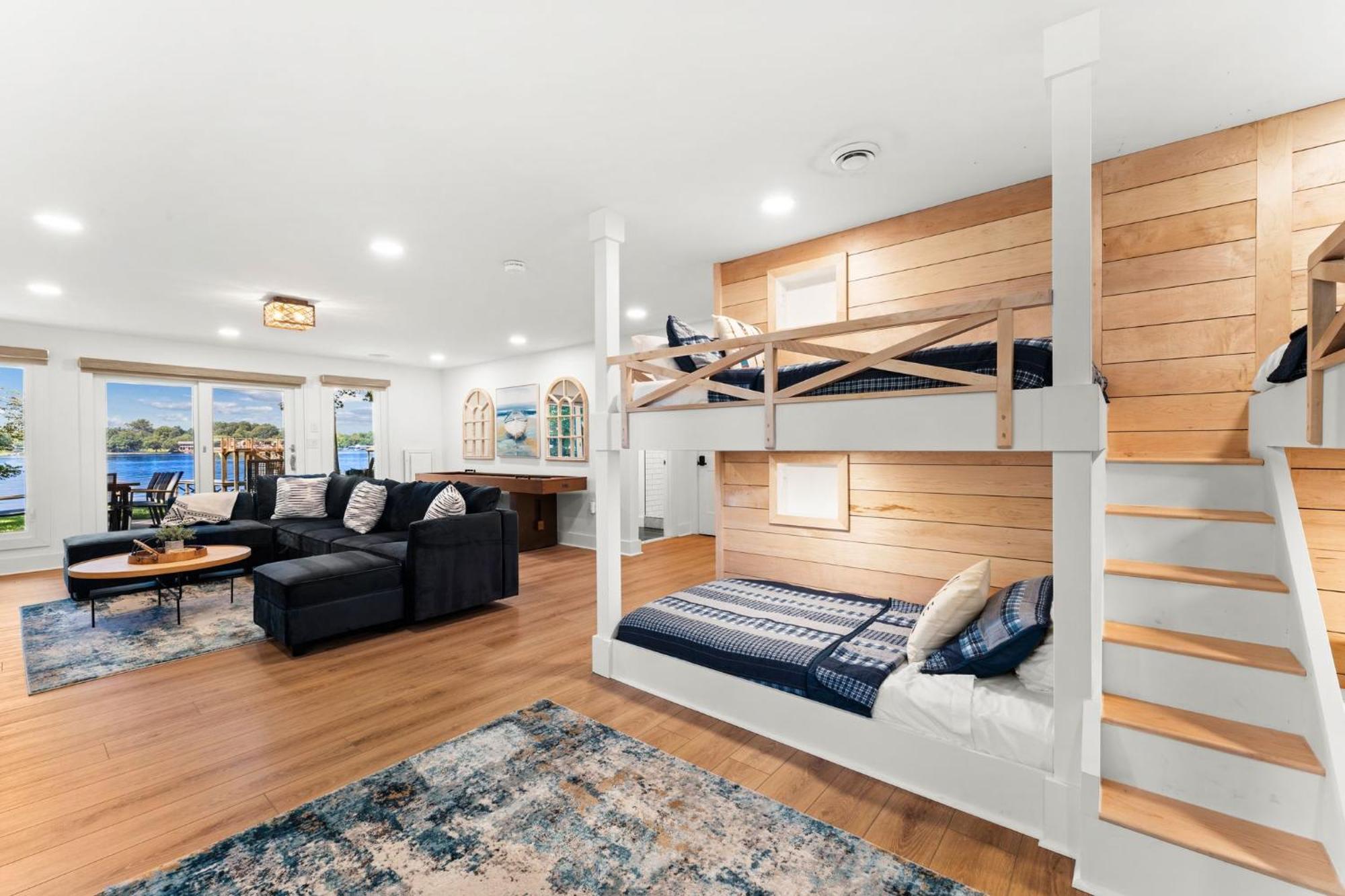 Lakefront Living موورسفيل المظهر الخارجي الصورة