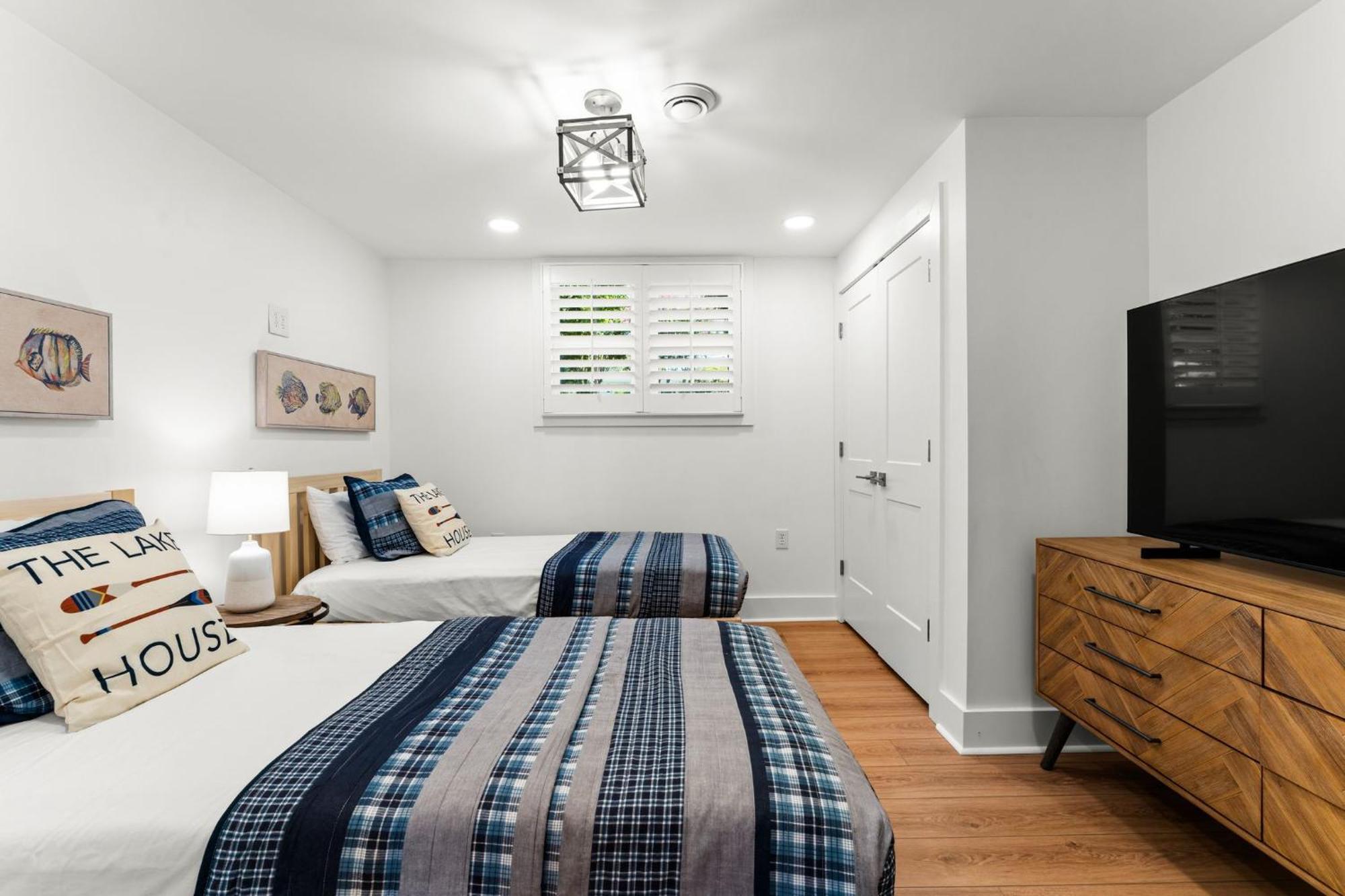 Lakefront Living موورسفيل المظهر الخارجي الصورة